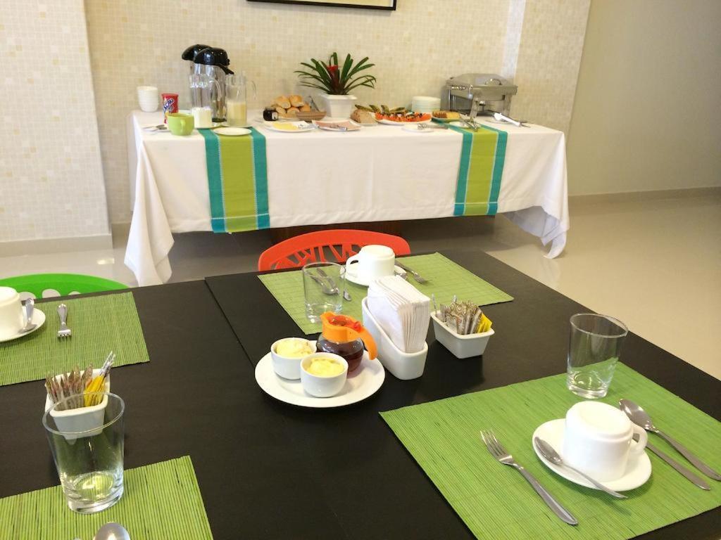 Oyo Ecosuites Hotel Manaus Zewnętrze zdjęcie